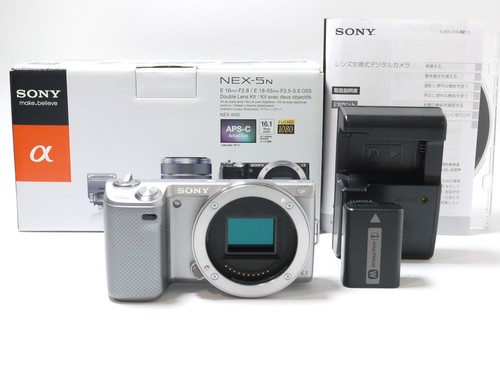Fotocamera digitale mirrorless